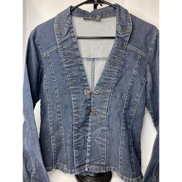 Tristan and Iseut Woman Denim Jacket Long Slv Button Front, size medium - Picture 3 of 12
